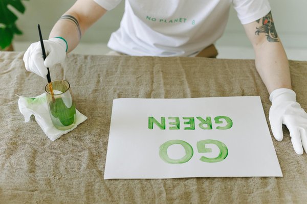 Décoration plantes artificielles pour toussaint: élégance et mémorial